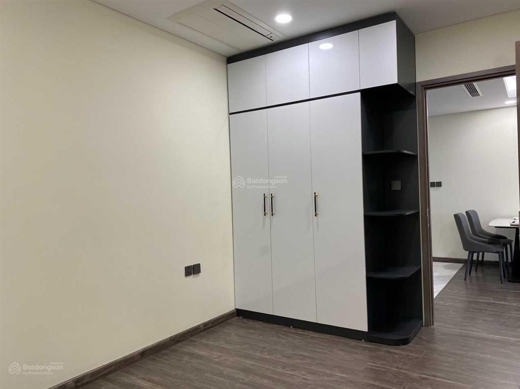 Chính chủ bán căn hộ cc nghĩa đô, 67,1m2 full đồ 2pn 2wc, giá 6,2 tỷ bao phí có tl 0978 258 ***