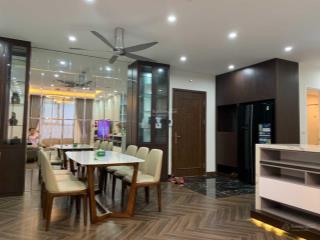 Bán nhanh căn hộ cc resco cổ nhuế 0ct5 3pn 2vs 118m2 giá 7,2tỷ căn góc bc đông nam.  0978 258 ***