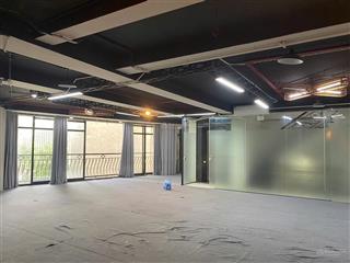 Chính chủ cho thuê văn phòng mặt phố đường láng  ngã tư sở, đống đa, hà nội, tầng 2 giá cực tốt