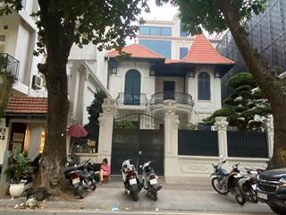Cho thuê nhà mp xã đàn q. đống đa  mt 12m, dt 190m2, 4 tầng, giá  200 tr/tháng. vị trí đẹp
