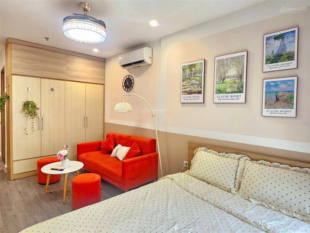 Bán gấp căn studio vinhomes ocean park giá rẻ, view đẹp, sổ sẵn, em hằng hỗ trợ 24/7