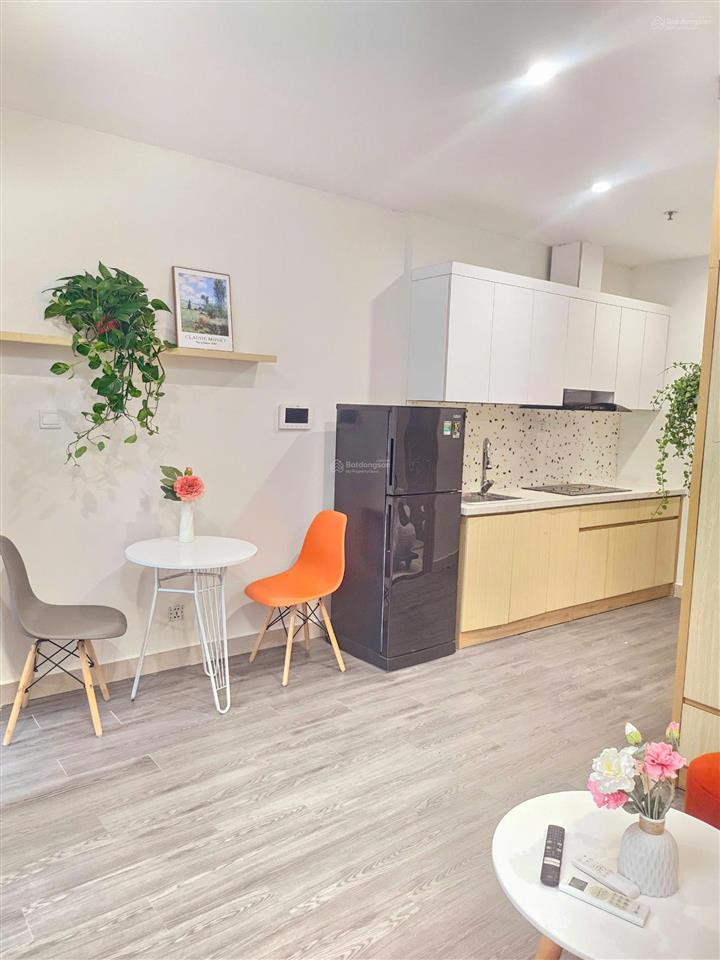 Bán gấp căn studio vinhomes ocean park giá rẻ, view đẹp, sổ sẵn, em hằng hỗ trợ 24/7