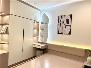 Chính chủ cần bán gấp căn hộ 2pn, 68m², sổ riêng, giá tốt, hỗ trợ pháp lý đầy đủ.