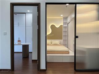 Tôi cần bán gấp căn hộ cc tại masteri, view công viên, full đồ, sẵn sổ, giá tốt nhất thị trường!