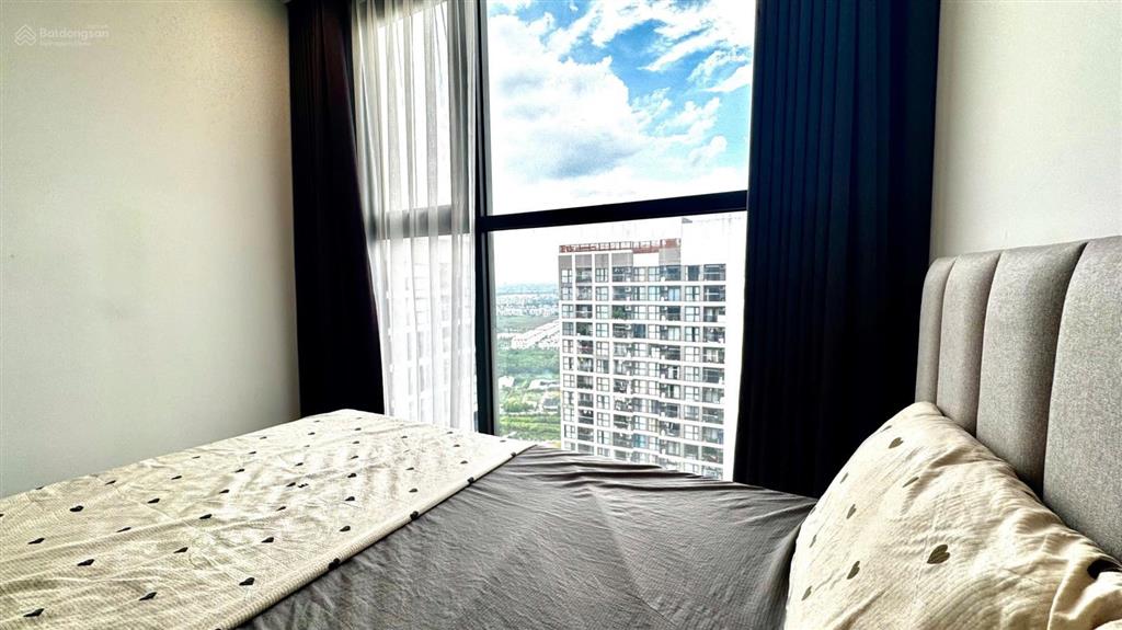 Chính chủ cần bán gấp cc 2ng tại khu ruby, 71m2, nội thất cao cấp, view thoáng  0819 328 ***