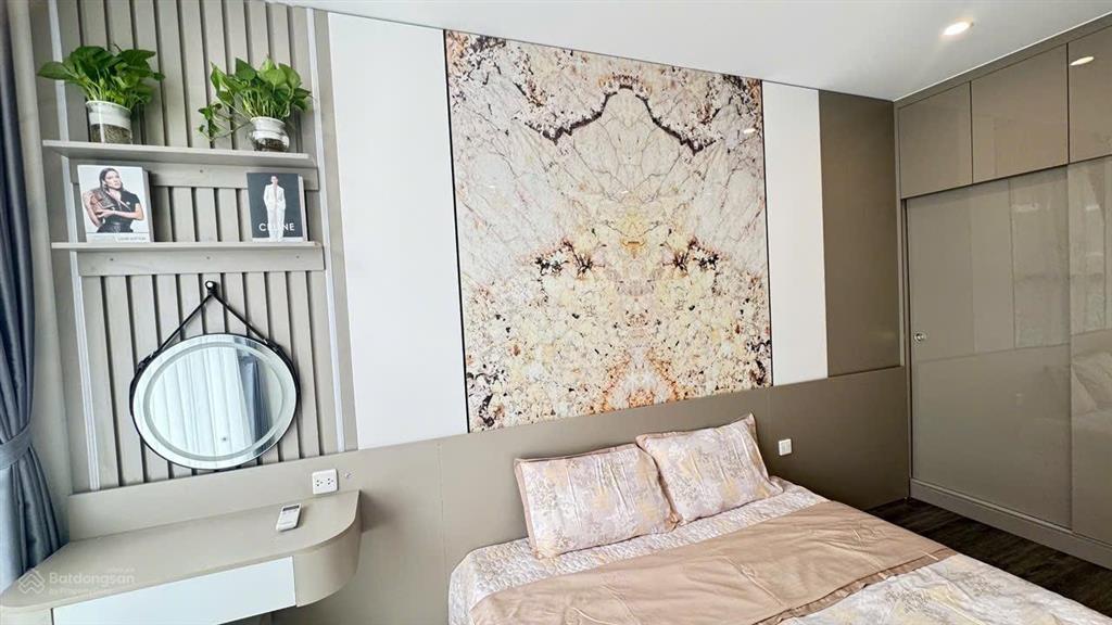 Bán gấp căn hộ cc 2 ngủ  70,7m² tại zenpark  full đồ, thiết kế sang trọng, giá tốt