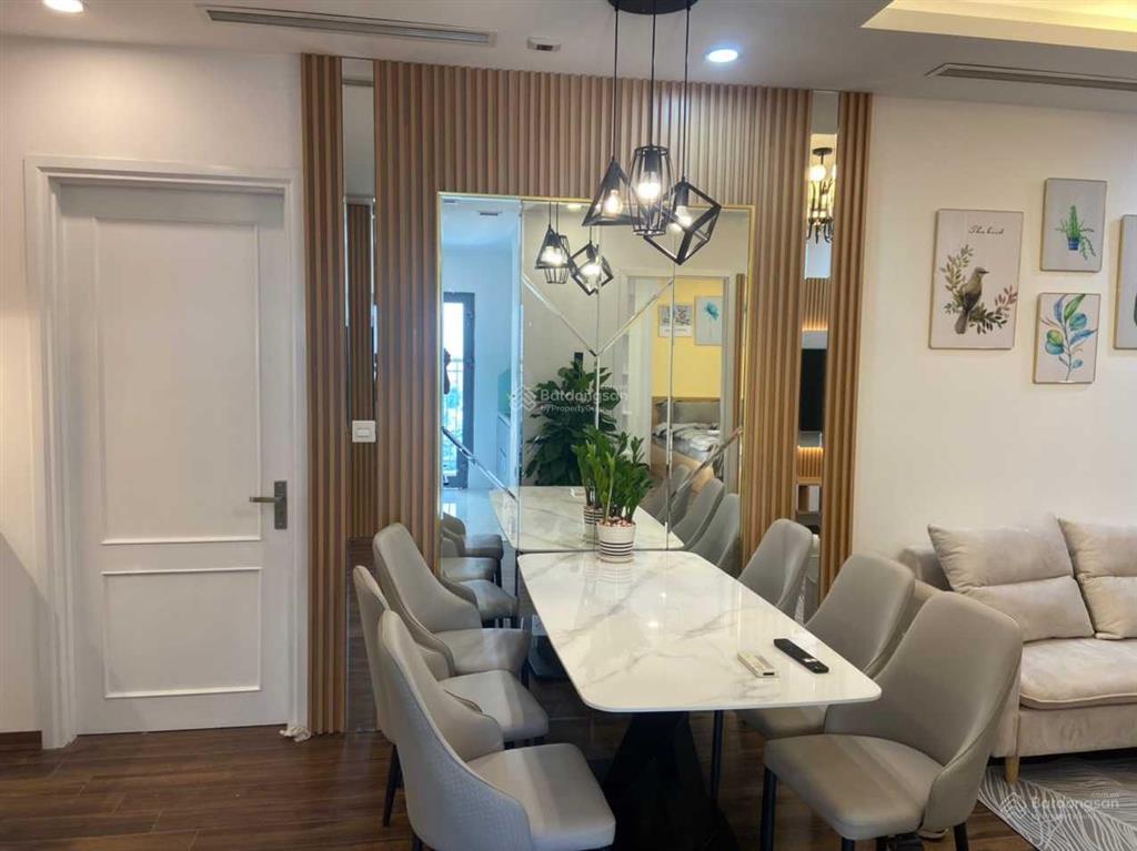 Em hằng gửi đến quý khách mua nhà tại vinhomes ocean park 1 quỹ căn giá rẻ, tầng đẹp, view sẵn sổ