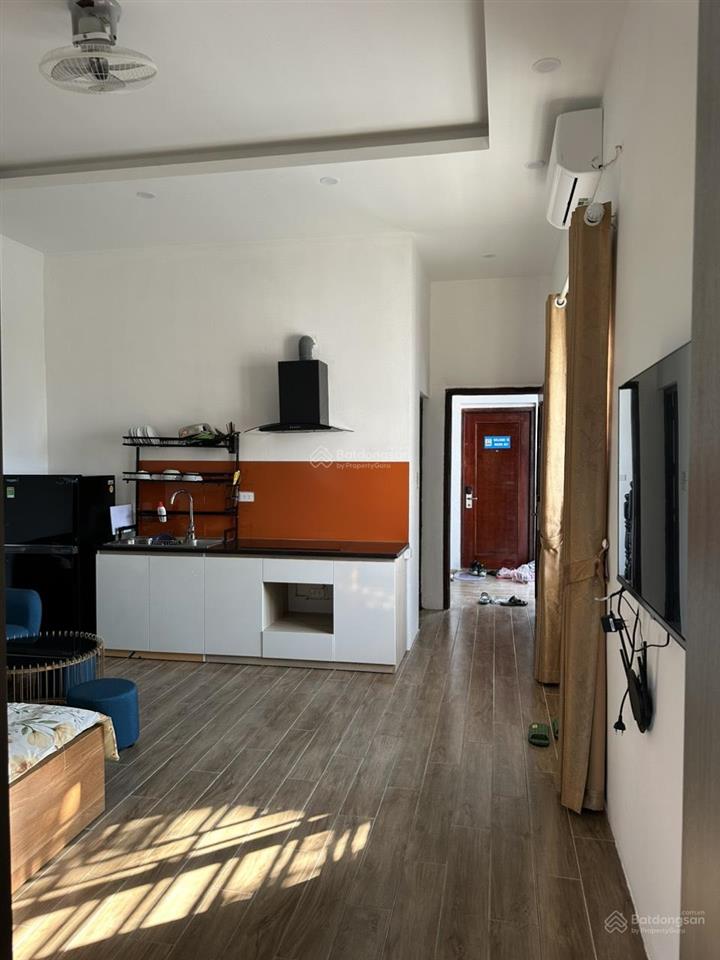 Cho thuê căn hộ 2 ngủ tại số 2 ngõ 402 ngô gia tự, 45m2, 7 triệu vnd   chính chủ 0912 373 ***