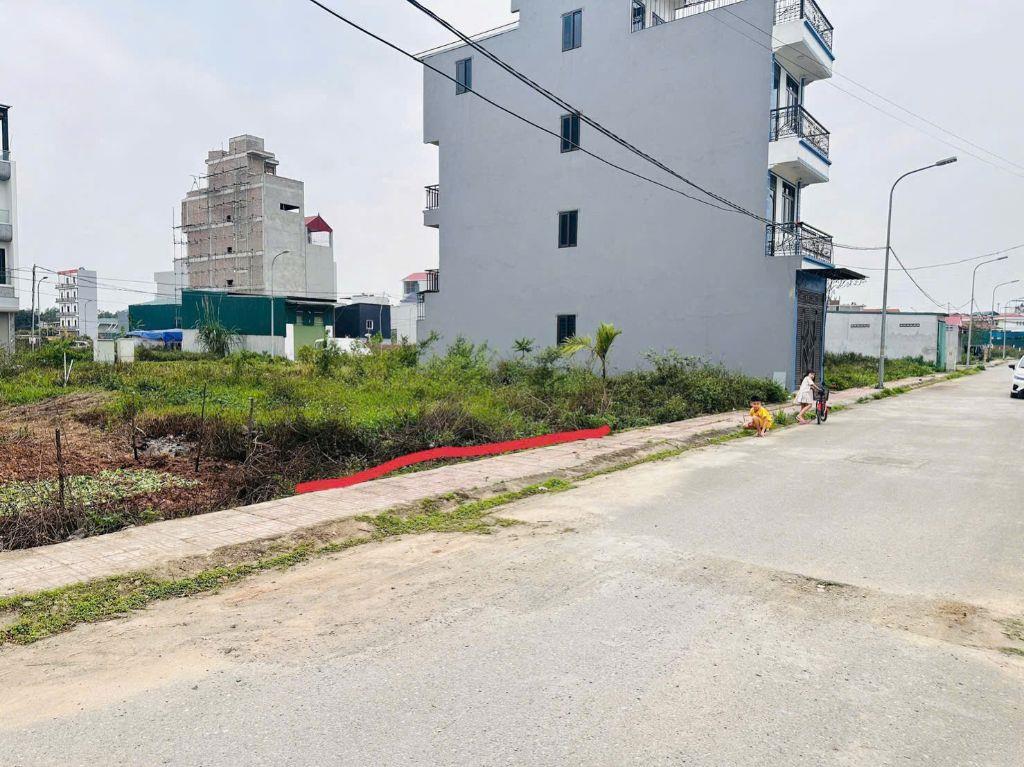 HOT! Bán gấp 103m2 đất dịch vụ Song Phương giáp đường Liên khu 8 giá đầu tư. LH Ngay