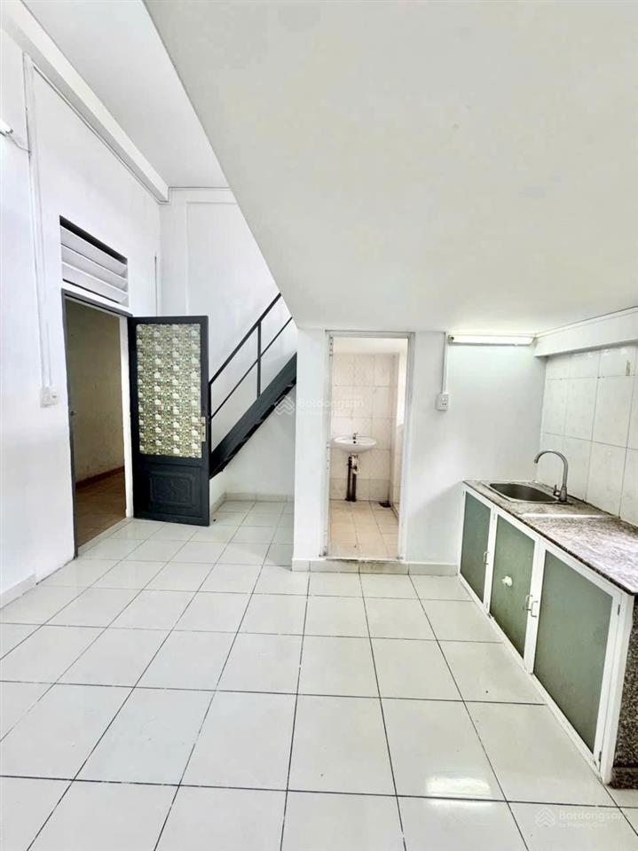 Nhà hòa lợi, có sổ hồng decor rồi 490 triệu. cho thuê được 3,5 triệu/tháng. toàn quốc mua được