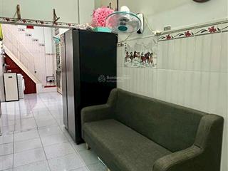 Nhà xã hội becamex hòa lợi, lầu 3 sổ hồng 60m2 giá 810 triệu, thuê 3 triệu/tháng, sài gòn mua được
