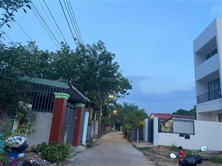 Rẻ hơn thị trường 350 triệu, kế cửa hàng tạp hóa cô liên, đường 2/9, chánh phú hòa, bình dương