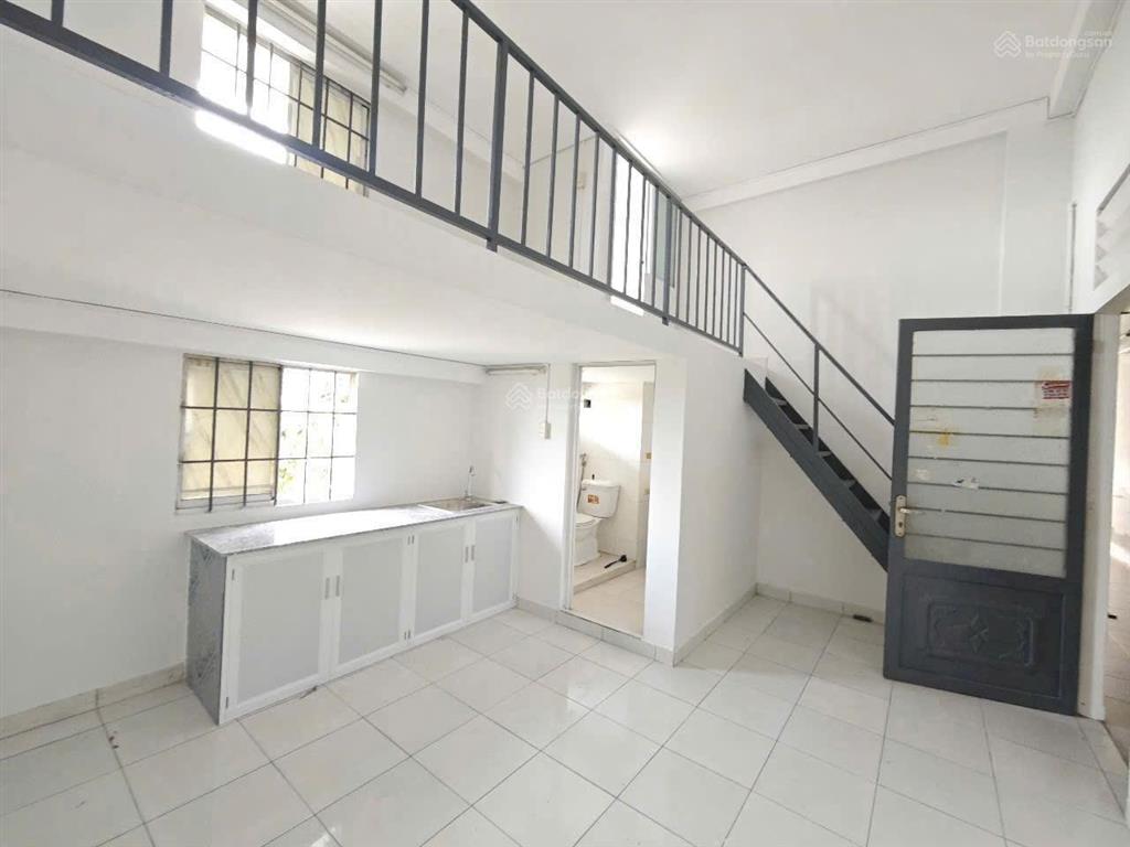 Nhà xã hội mỹ phước 1, lầu 1 góp xong 320 triệu, cho giữ 10 triệu, thuê 2 triệu. sài gòn mua được