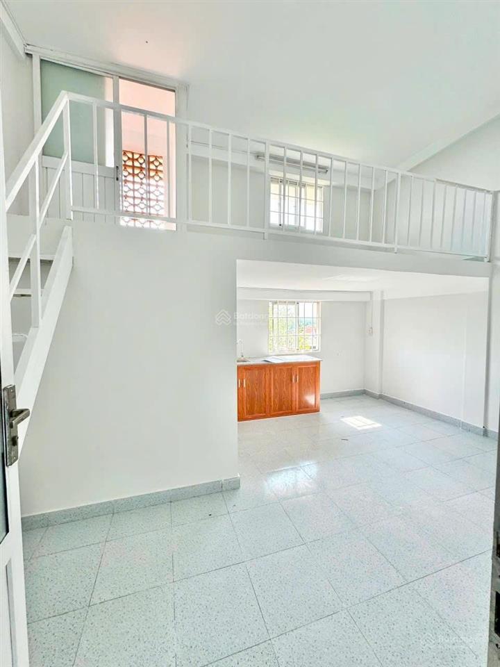 Nhà ở xã hội kế vsip 2, giá 206 triệu, cho thuê được 2,5 triệu/tháng, toàn quốc mua được