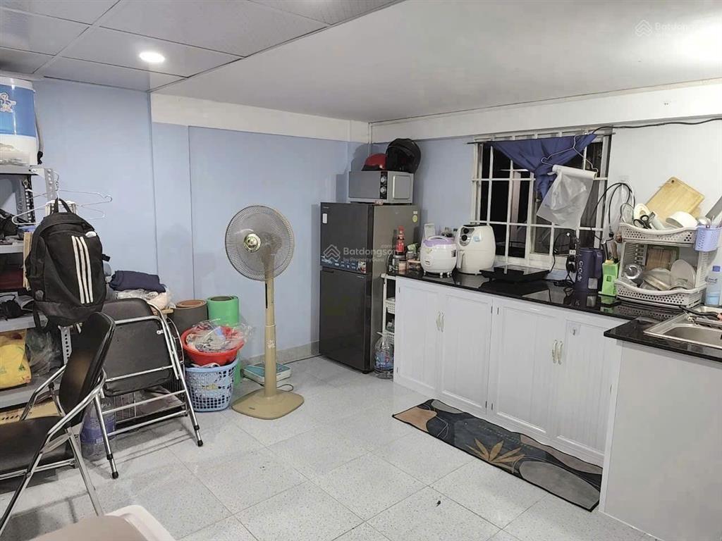 Nhà becamex mỹ phước 1, lầu 1 giá  300 triệu, thuê 2,4 triệu/th. toàn quốc mua được
