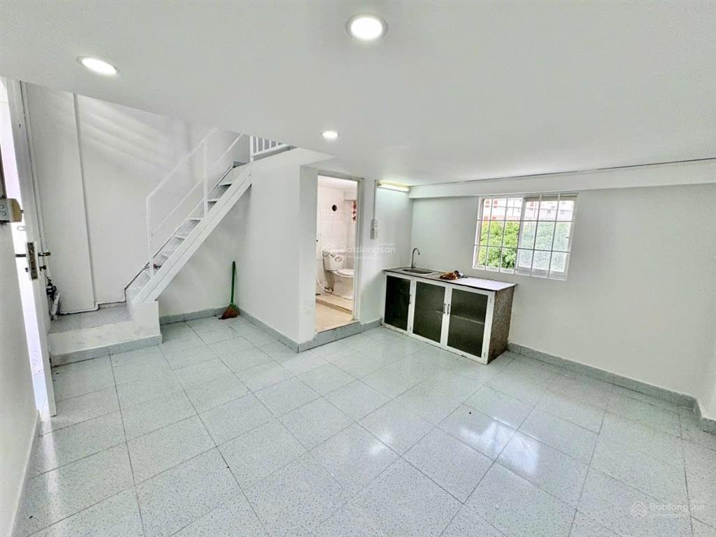 Căn hộ vsip 2 (kế becamex hòa lợi) 206 triệu, thuê được 2,5 triệu/th. toàn quốc mua được
