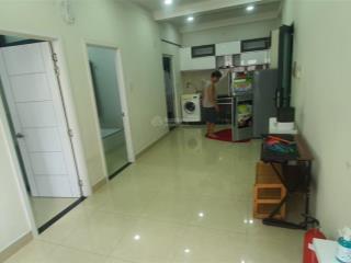 Cho thuê chung cư 750 nguyễn kiệm, phú nhuận  căn hộ 2pn, 1wc giá 8.5 triệu, 63m2 gần full thất