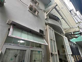 Bán nhà gấp quận 8  gần cầu chữ y 1 trệt 1 lửng 1 lầu 1 sân thượng. 22m2 giá 3ty5 shr đầy đủ