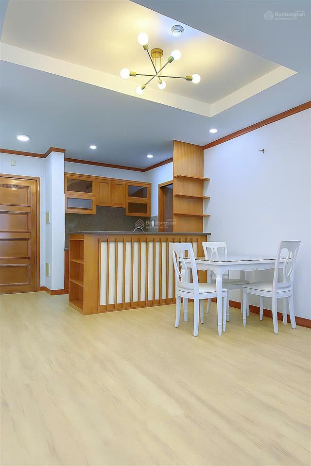 Hàng hiếm bán căn 2pn 2wc  chung cư phú hoàng anh  2pn 2wc 88m2  tặng kèm nội thất giá 4 tỷ.