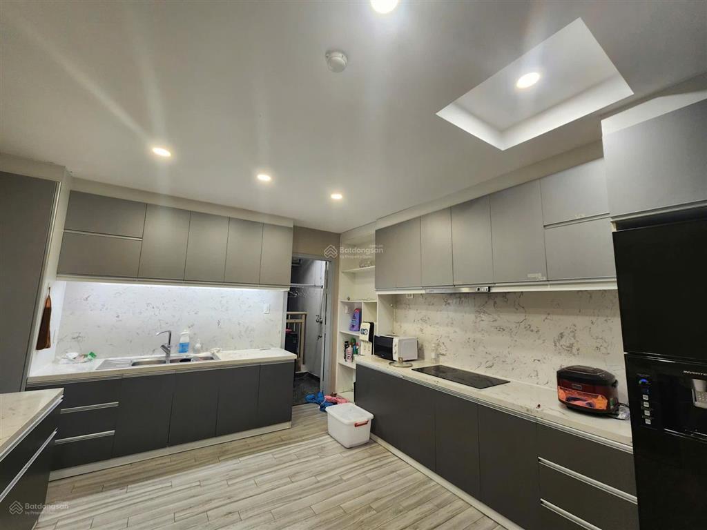 1 căn duy nhất  chung cư phú hoàng anh  nhà bè  3pn 2wc 130m2 giá 4.7 tỷ tặng kèm nội thất