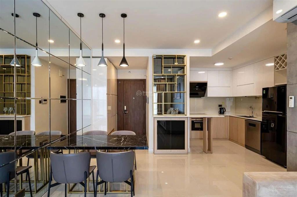 Bán chung cư central garden q1  2pn 2wc 90m2  giá 6.4 tỷ shr đầy đủ. nhà mới đẹp.  0359 933 ***