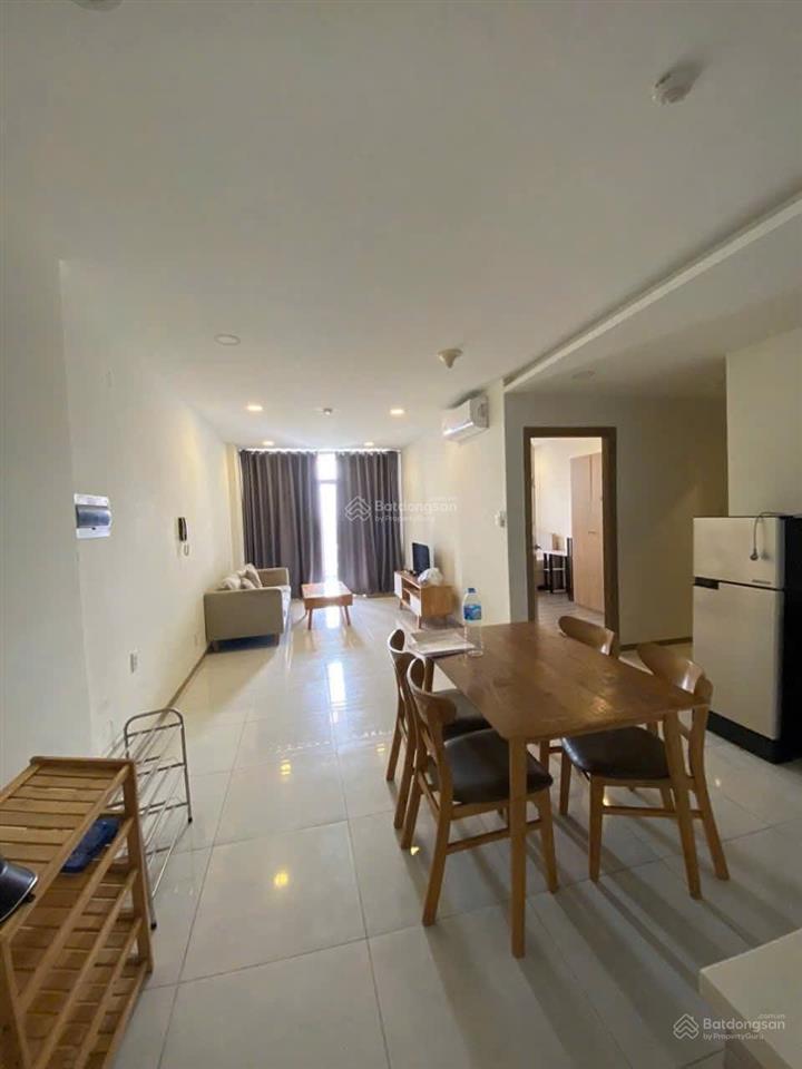 Bán gấp chung cư h2  hoàng diệu quận 4  2pn 2wc giá 5ty5 82m2. shr đầy đủ. tặng kèm nội thất