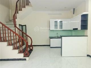 Gốc đề minh khai, 5 tầng 3 ngủ full nội thất, khu vực trung tâm, tiện ích bạt ngàn.