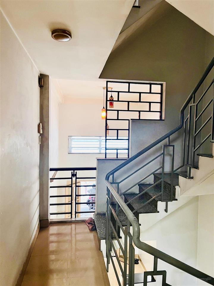 Chính chủ bán nhà 4 tầng đường 3/2 quận 11 chỉ 6.7 tỷ