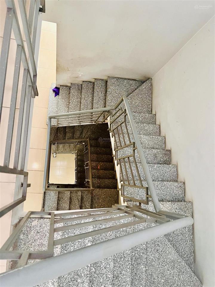 Chính chủ bán nhà 4 tầng đường 3/2 quận 11 chỉ 6.7 tỷ