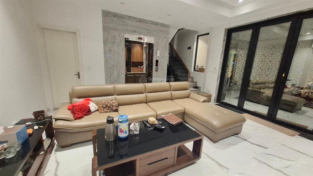 Bán nhà triệu việt vương trung tâm hai bà trưng  sát phố cổ  nhà đẹp 6 tầng thang máy mt hoa hậu