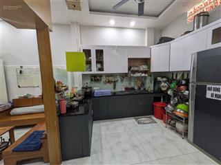 6pn trệt 3 lầu hxh nguyễn thái sơn f.4 gò vấp