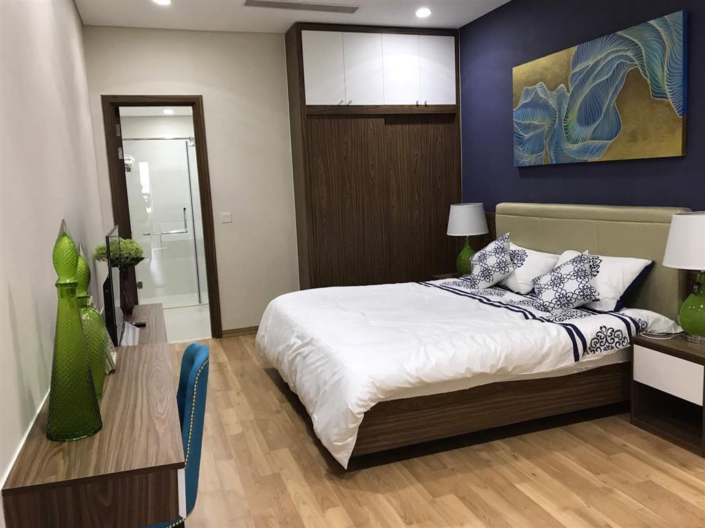 Chủ nhà cần bán nhanh căn hộ 05 tầng trung 96m2 tk 3n2vs.  942609624 em sơn để xem nhà