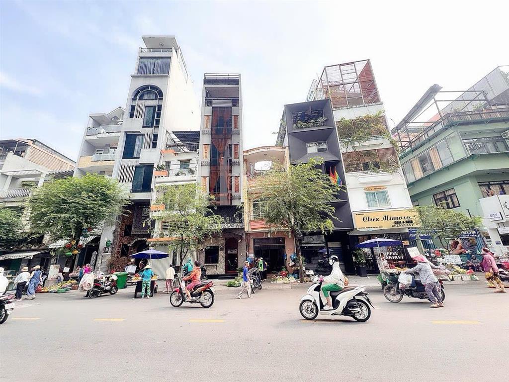 Bán nhà 3 tầng mtkd đ.đề thám, q.1dt 4m*17m sh vuông chuẩn đẹphdt đều 50tr/thvị trí vip đẹp nhất