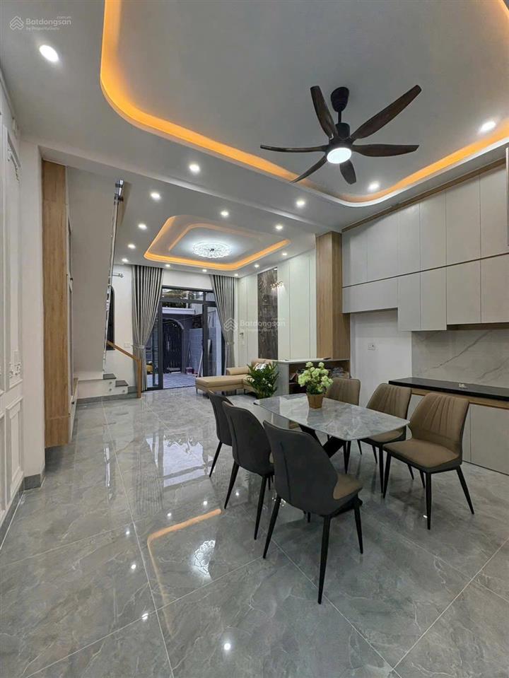 Bán nhà mới keng ngay chợ quang thắng  trảng dài