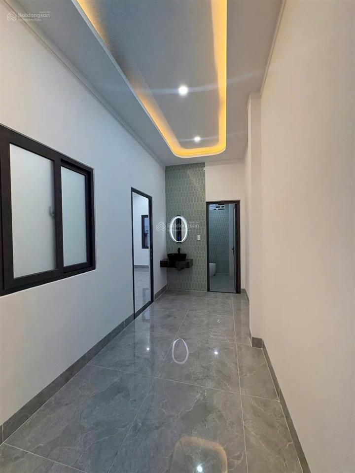 Bán nhà mới keng ngay chợ quang thắng  trảng dài