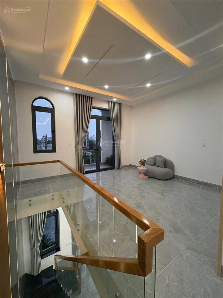 Bán nhà mới keng ngay chợ quang thắng  trảng dài