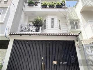 Siêu phẩm nhà hẻm xe hơi kế bên vincom nguyễn xí  ngang 4,2m xe ô tô vào nhà  giá bán chỉ 9,9 tỷ