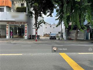 Hàng hiếm nguyễn xí thông số 100m2 (5x20m)  hẻm 10m xe tải quay đầu  quy mô xây dựng hầm 6 tầng