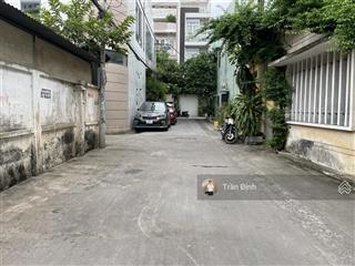 Bán nhà chính chủ tại nguyễn văn đậu kế bên phòng công chứng số 6  nhà mới 5 tầng  hẻm xe ô tô