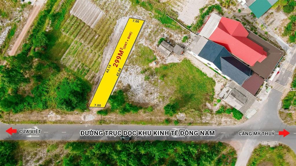 Mặt tiền đường 2 chiều hlkt  300m2 trục chính đường vành đai biển quảng trị rộng 60m