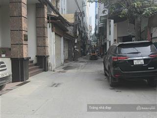 Chính chủ cần bán nhà đỗ đức dục từ liêm,ngõ thông rộng 3m,40m ra ô tô tránh cạnh bãi ô tô 8.x tỷ
