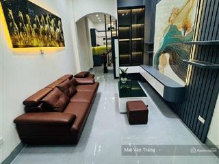 Chính chủ cần bán gấp nhà lê quang đạo từ liêm gần mỹ đình 38m2x5t,6 ngủ  ngõ rộng gần 3m8.2 tỷ