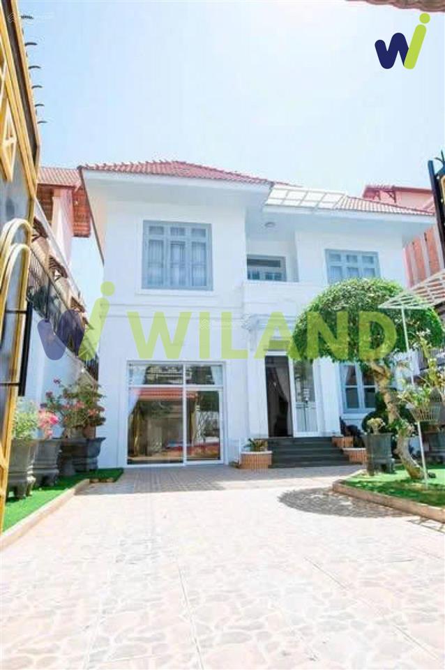 Bán biệt thự khu ngọc tước 1, gần biển bãi sau, vuông vức, nhà đẹp thích hợp nghỉ dưỡng