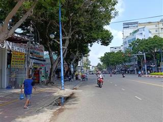 Bán nhà vuông vức ngay ngã tư võ thị sáu và hoàng hoa thám diện tích 316m² cách bãi sau 500m