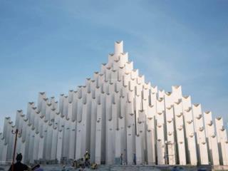 Bán khách sạn mặt tiền đường trần quý cáp gần tháp tam thắng cách bãi biển bãi sau 100m