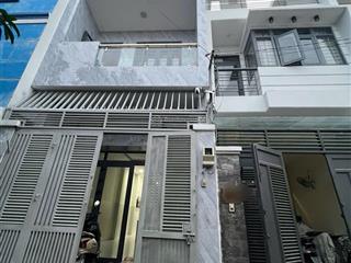 Chủ chuyển về quê sống nên cần chuyển nhượng lại căn nhà 4 tầng bên sông đường 23 hiệp bình chánh