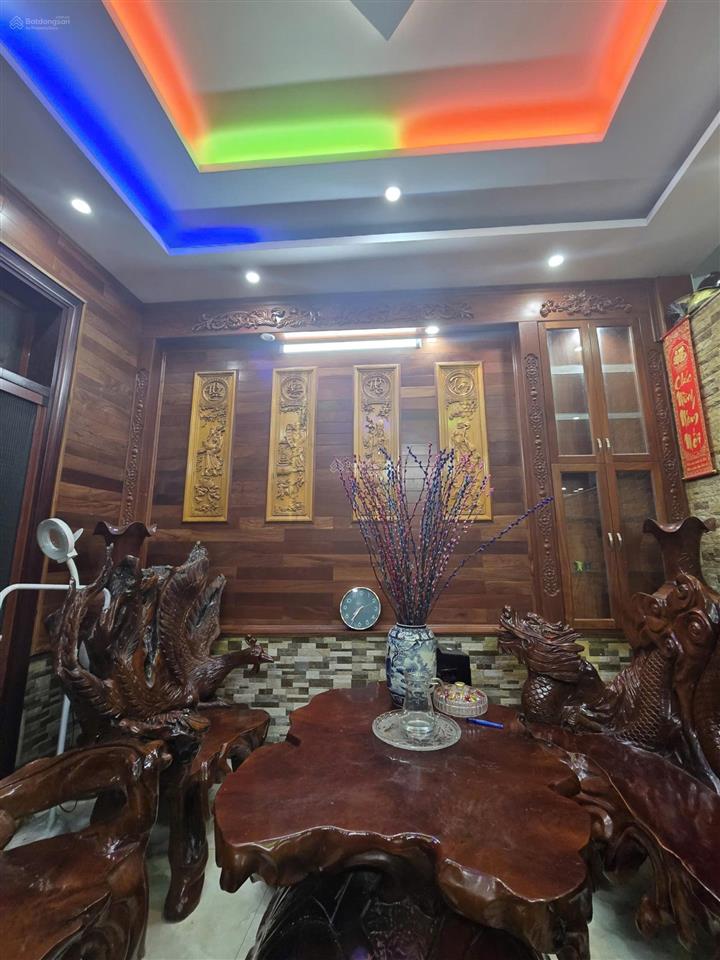 Bán nhà đường xe tải đường 11 quốc lộ 13 cũ, sát sông mát mẻ, hiệp bình phước, 114m2 giá 8,2 tỷ