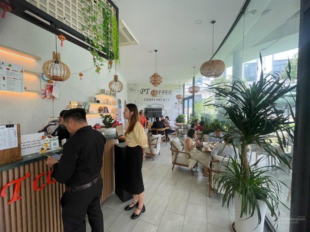 Cần sang quán caffe có hồ bơi, kd đủ các ngành nghề dịch vụ nhà hàng ăn uống khu đô thị vạn phúc