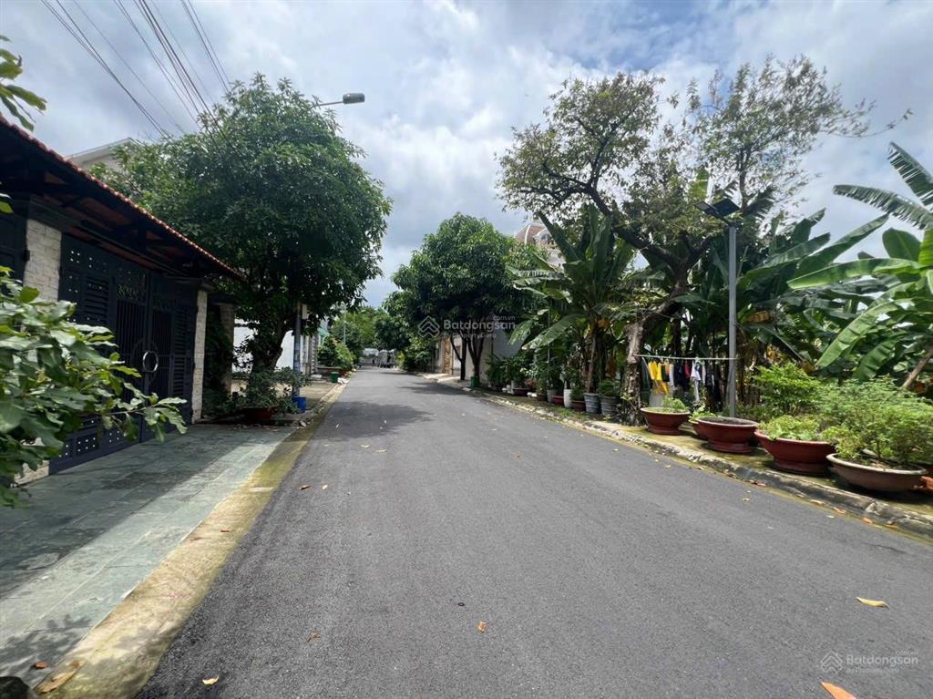 Bán nền đất biệt thự đường 389 khu văn phòng chính phủ sát khu đô thị vạn phúc hiệp bình phước tđ