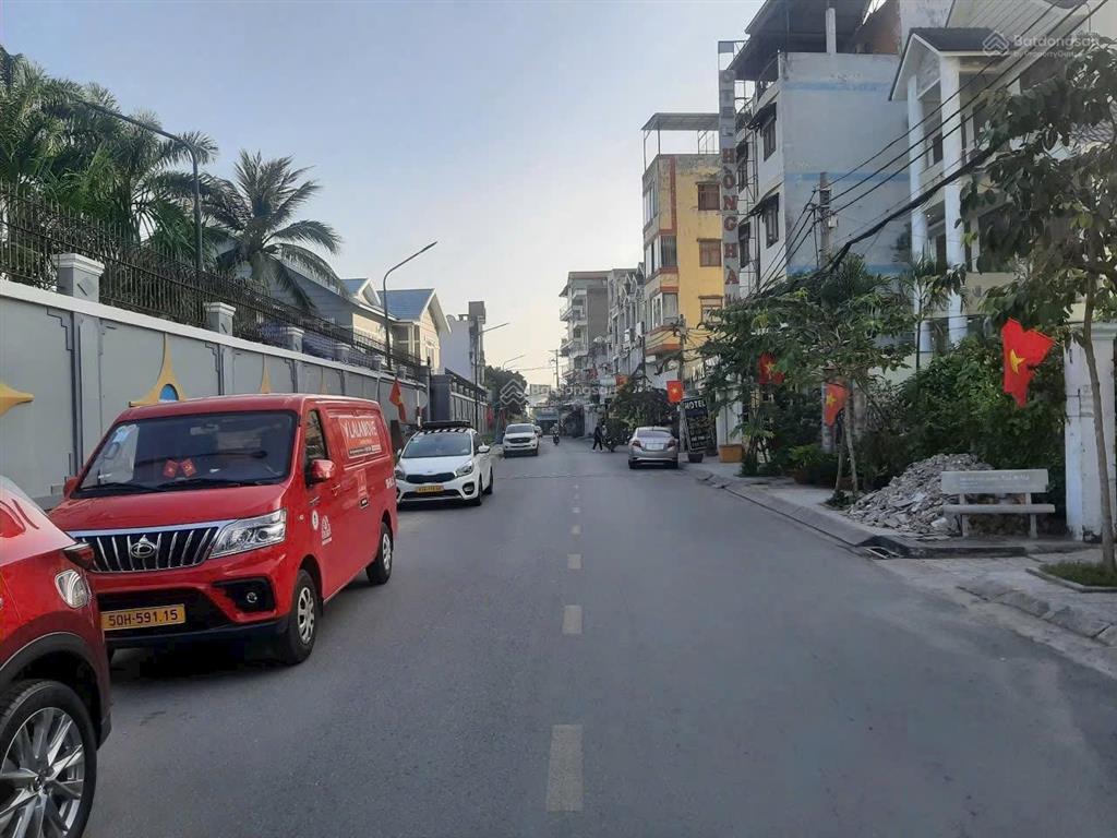 Bán khách sạn phường thới an quận 12 đang có nguồn thu 150 tr tháng 1000m2 sàn